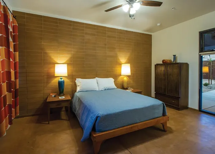 The Downtown Clifton Hotel